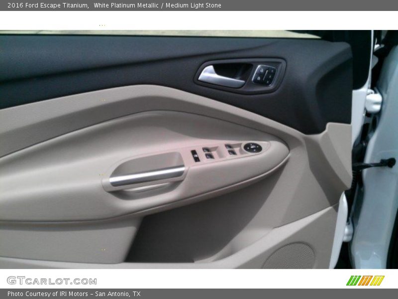 White Platinum Metallic / Medium Light Stone 2016 Ford Escape Titanium