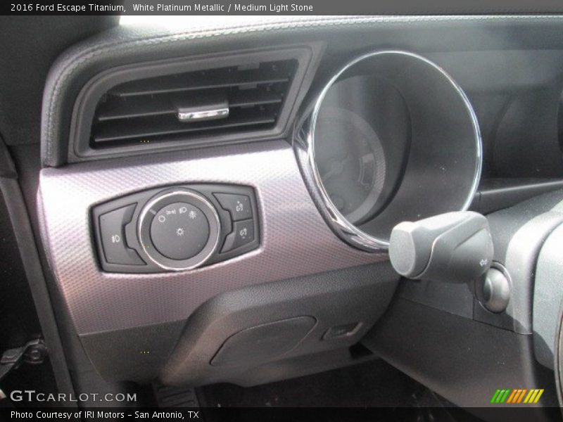 White Platinum Metallic / Medium Light Stone 2016 Ford Escape Titanium