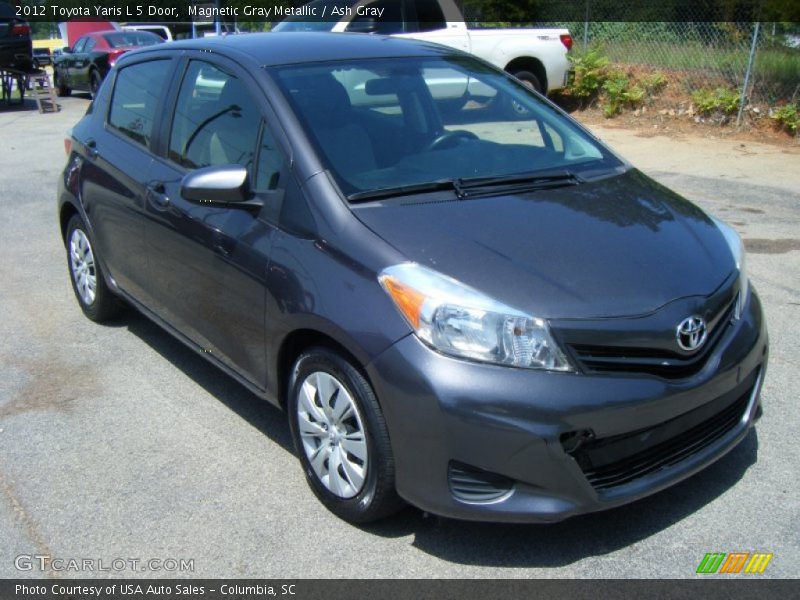 Magnetic Gray Metallic / Ash Gray 2012 Toyota Yaris L 5 Door