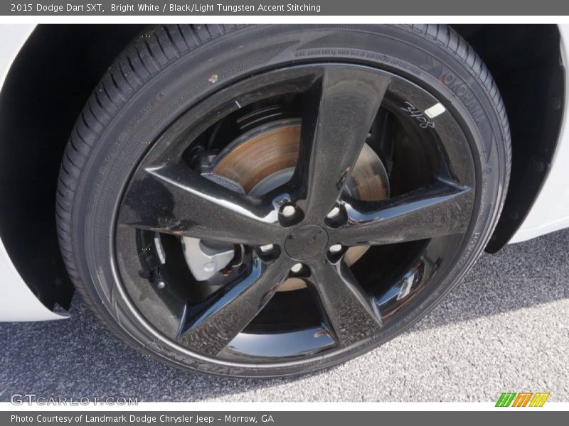 Bright White / Black/Light Tungsten Accent Stitching 2015 Dodge Dart SXT