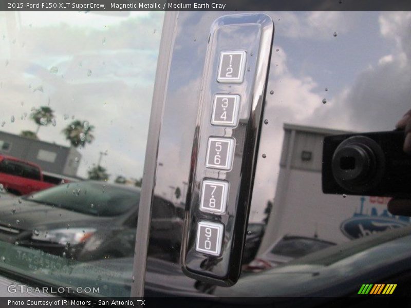 Magnetic Metallic / Medium Earth Gray 2015 Ford F150 XLT SuperCrew