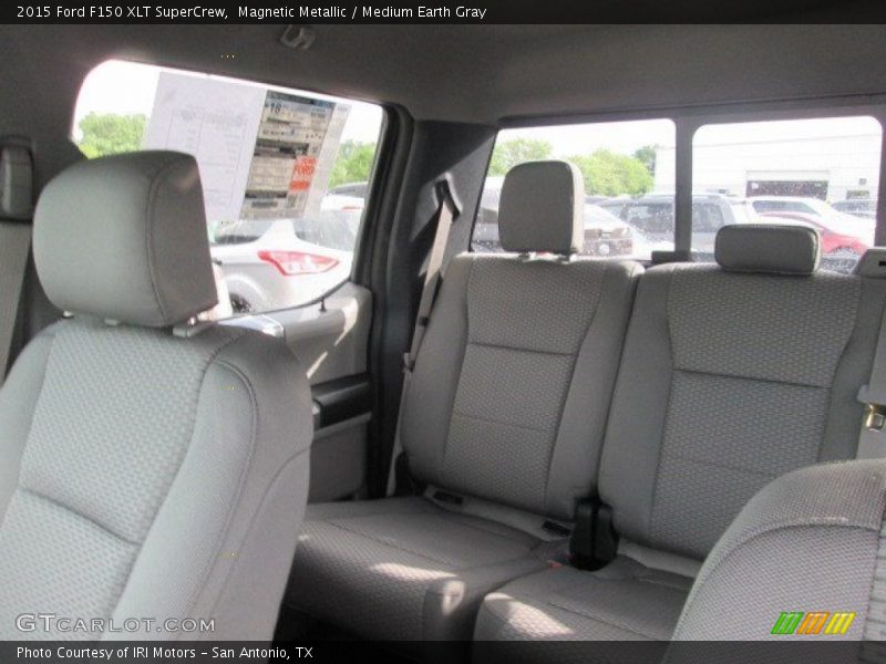 Magnetic Metallic / Medium Earth Gray 2015 Ford F150 XLT SuperCrew