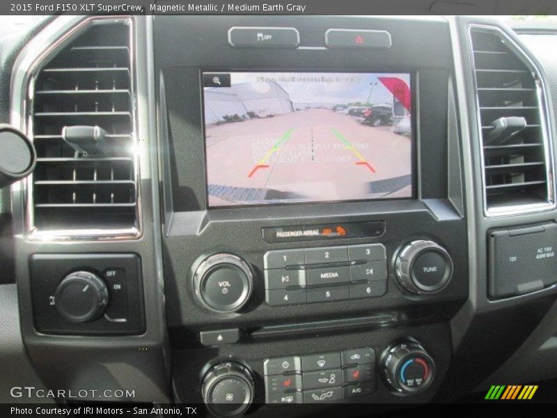 Magnetic Metallic / Medium Earth Gray 2015 Ford F150 XLT SuperCrew