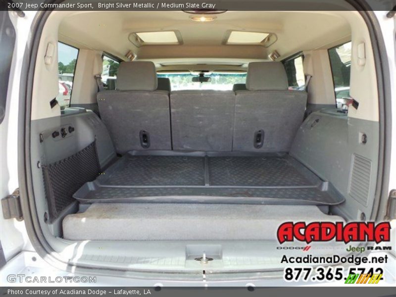 Bright Silver Metallic / Medium Slate Gray 2007 Jeep Commander Sport