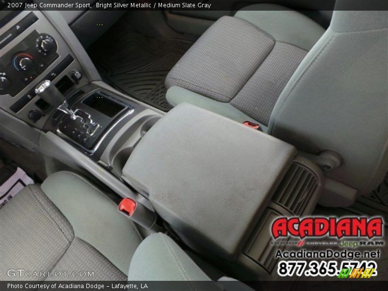 Bright Silver Metallic / Medium Slate Gray 2007 Jeep Commander Sport