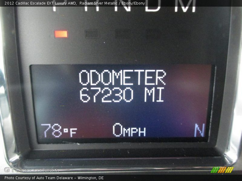 Radiant Silver Metallic / Ebony/Ebony 2012 Cadillac Escalade EXT Luxury AWD