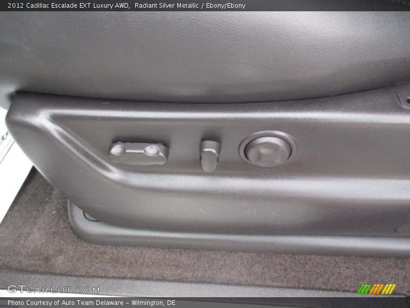 Radiant Silver Metallic / Ebony/Ebony 2012 Cadillac Escalade EXT Luxury AWD