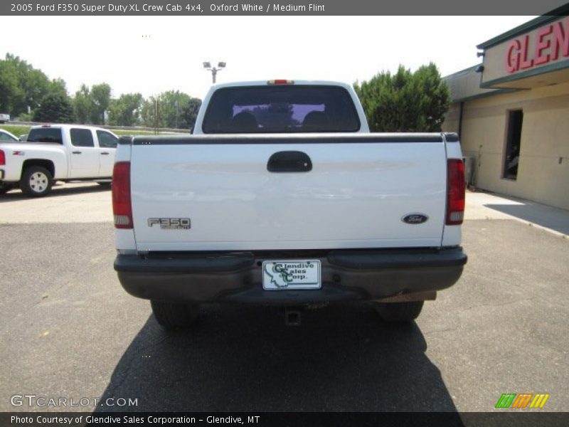 Oxford White / Medium Flint 2005 Ford F350 Super Duty XL Crew Cab 4x4