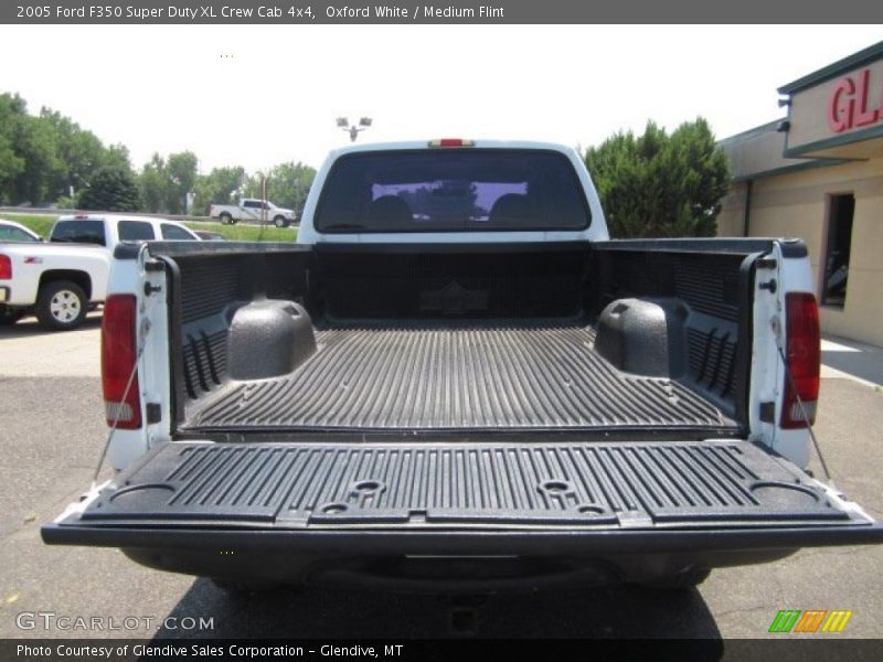 Oxford White / Medium Flint 2005 Ford F350 Super Duty XL Crew Cab 4x4