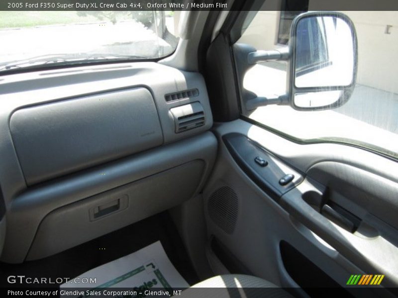 Oxford White / Medium Flint 2005 Ford F350 Super Duty XL Crew Cab 4x4