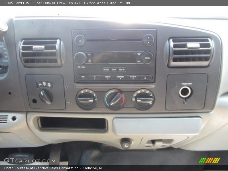 Oxford White / Medium Flint 2005 Ford F350 Super Duty XL Crew Cab 4x4