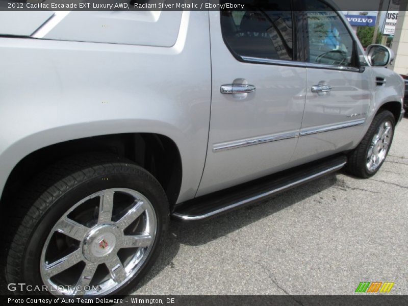 Radiant Silver Metallic / Ebony/Ebony 2012 Cadillac Escalade EXT Luxury AWD