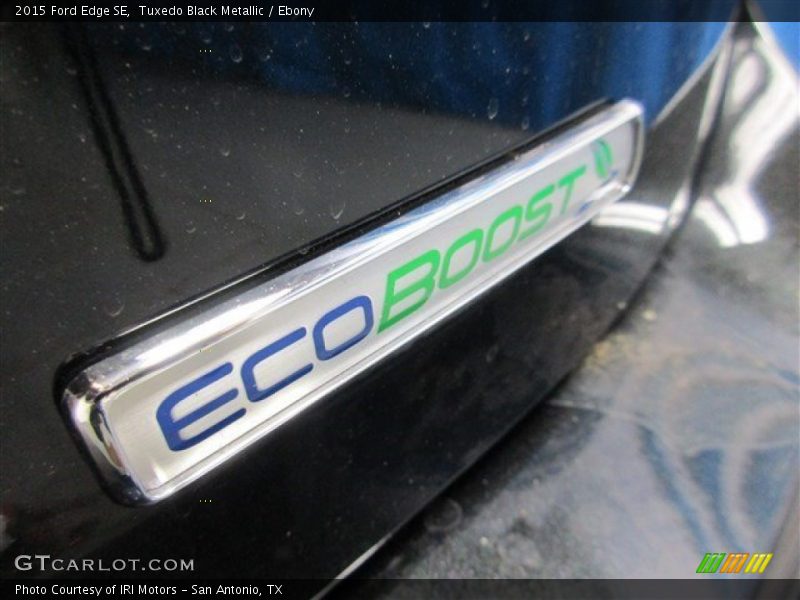 Tuxedo Black Metallic / Ebony 2015 Ford Edge SE