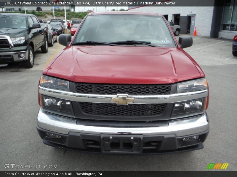Dark Cherry Red Metallic / Medium Dark Pewter 2005 Chevrolet Colorado Z71 Extended Cab 4x4