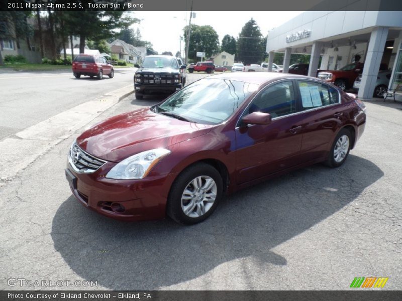 Tuscan Sun / Blond 2011 Nissan Altima 2.5 S