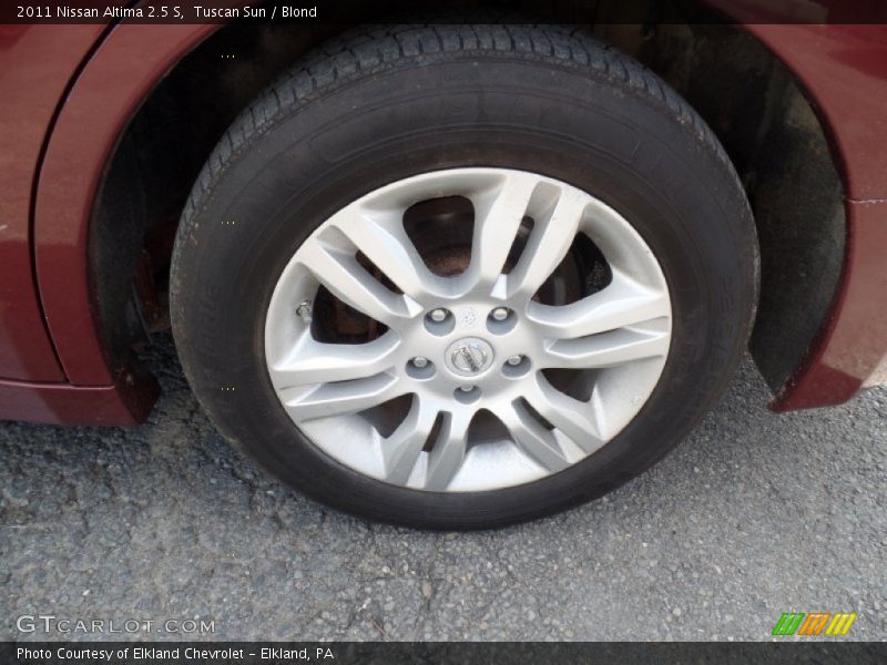 Tuscan Sun / Blond 2011 Nissan Altima 2.5 S