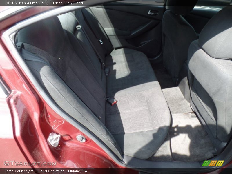 Tuscan Sun / Blond 2011 Nissan Altima 2.5 S