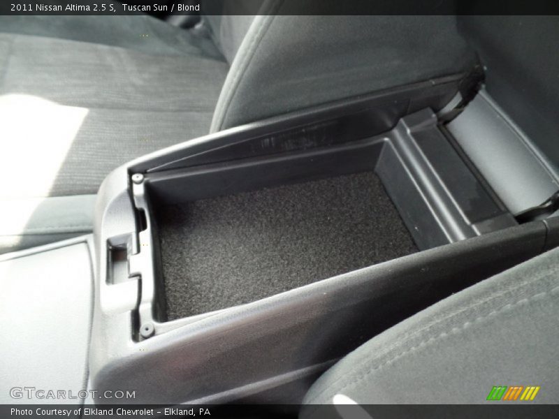 Tuscan Sun / Blond 2011 Nissan Altima 2.5 S