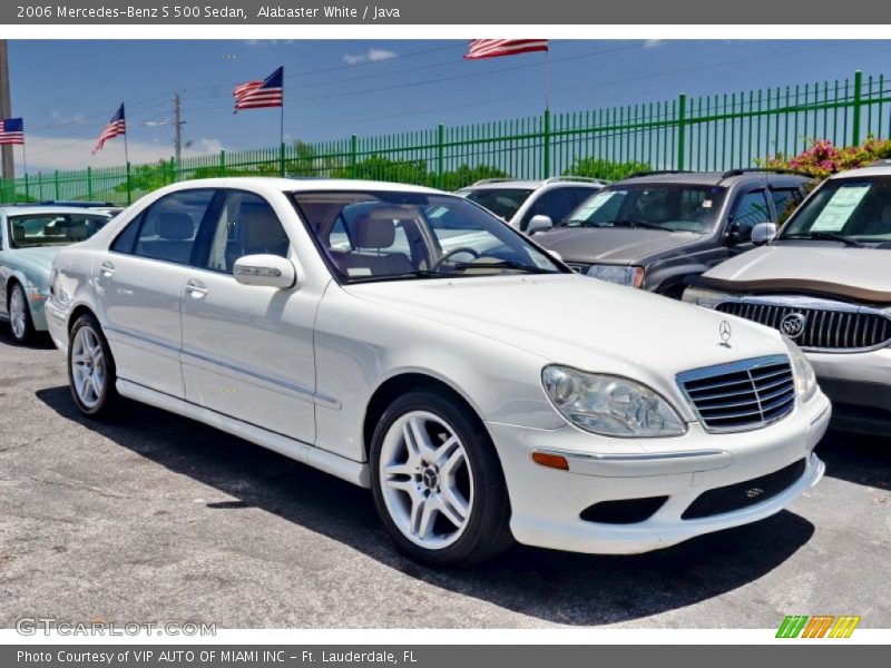 Front 3/4 View of 2006 S 500 Sedan
