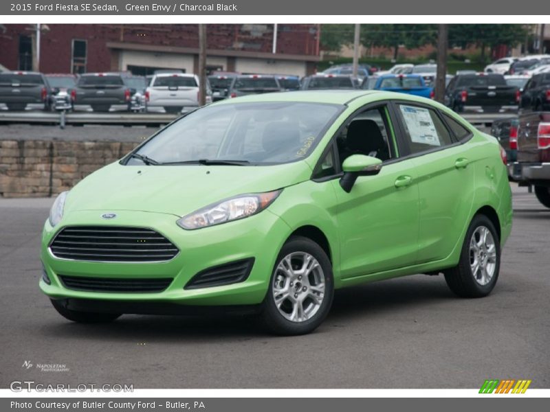 Green Envy / Charcoal Black 2015 Ford Fiesta SE Sedan