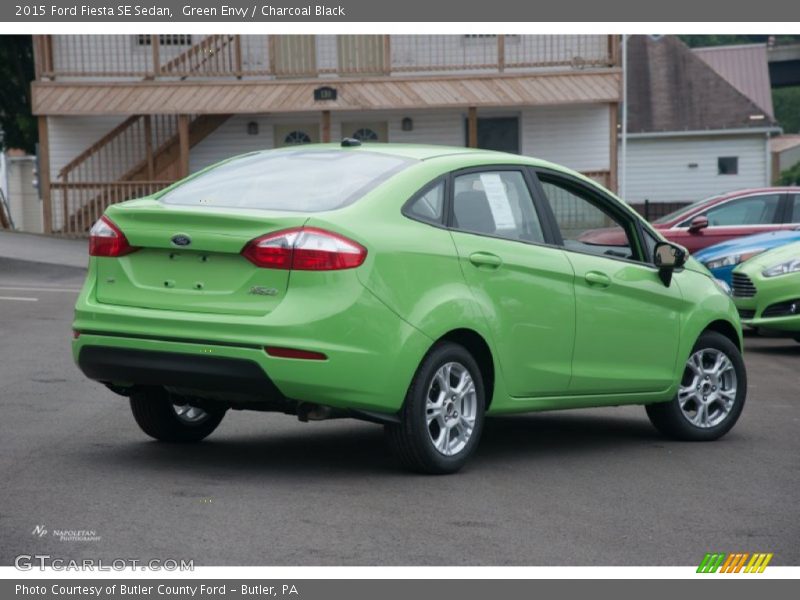Green Envy / Charcoal Black 2015 Ford Fiesta SE Sedan