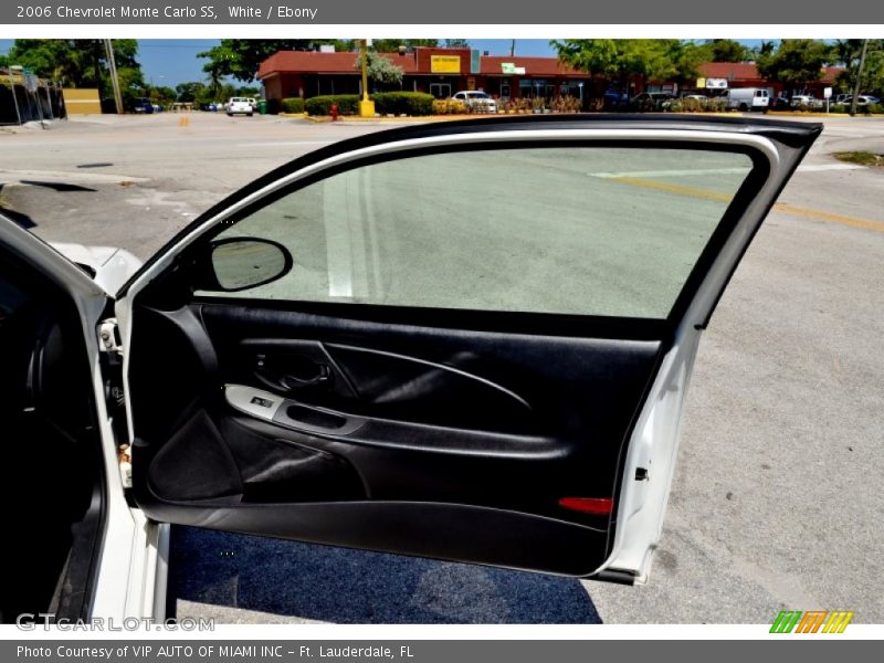 White / Ebony 2006 Chevrolet Monte Carlo SS