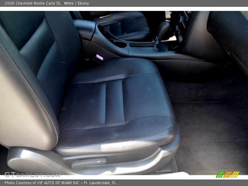 White / Ebony 2006 Chevrolet Monte Carlo SS