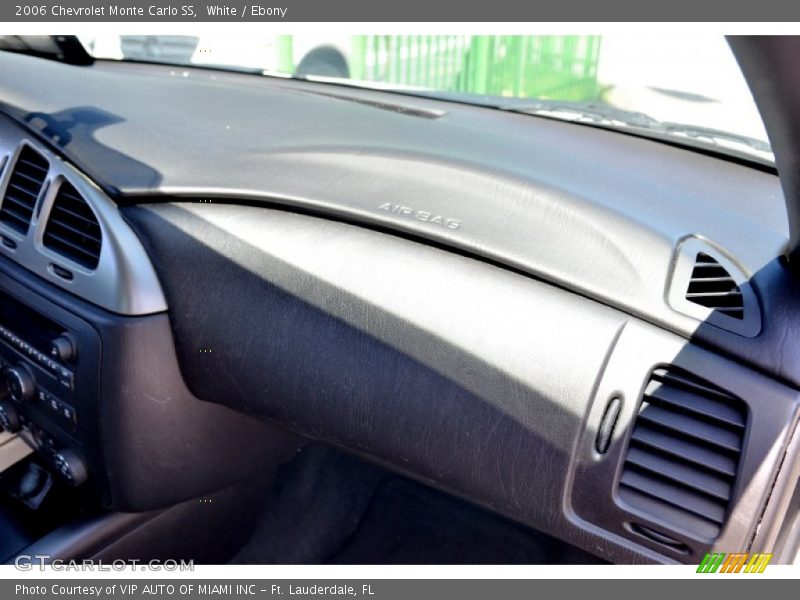 White / Ebony 2006 Chevrolet Monte Carlo SS