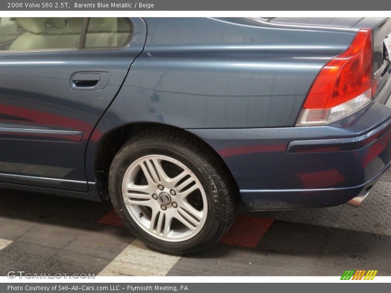 Barents Blue Metallic / Beige 2006 Volvo S60 2.5T