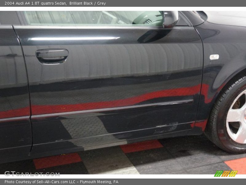 Brilliant Black / Grey 2004 Audi A4 1.8T quattro Sedan