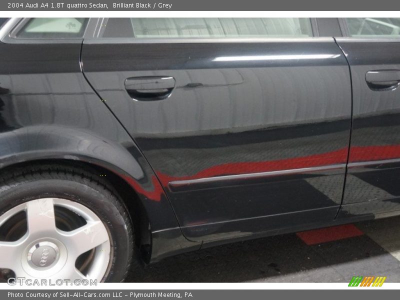 Brilliant Black / Grey 2004 Audi A4 1.8T quattro Sedan