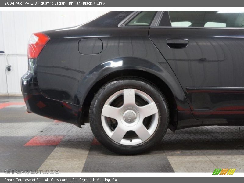 Brilliant Black / Grey 2004 Audi A4 1.8T quattro Sedan
