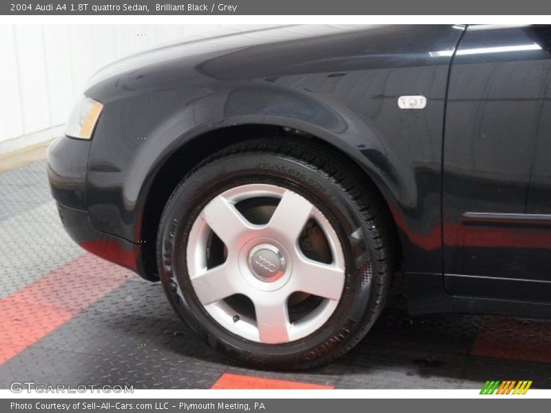 Brilliant Black / Grey 2004 Audi A4 1.8T quattro Sedan
