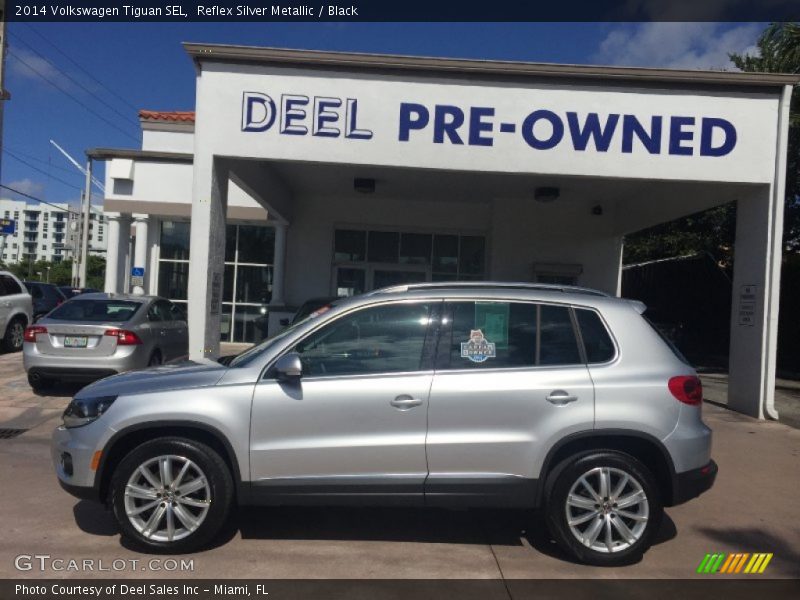 Reflex Silver Metallic / Black 2014 Volkswagen Tiguan SEL