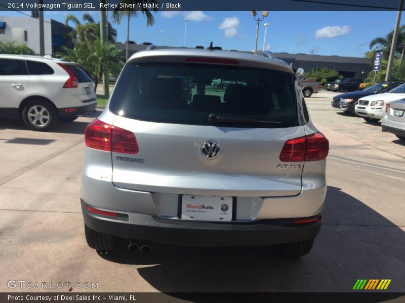 Reflex Silver Metallic / Black 2014 Volkswagen Tiguan SEL