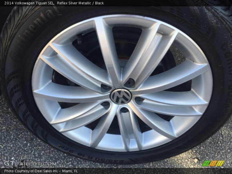 Reflex Silver Metallic / Black 2014 Volkswagen Tiguan SEL