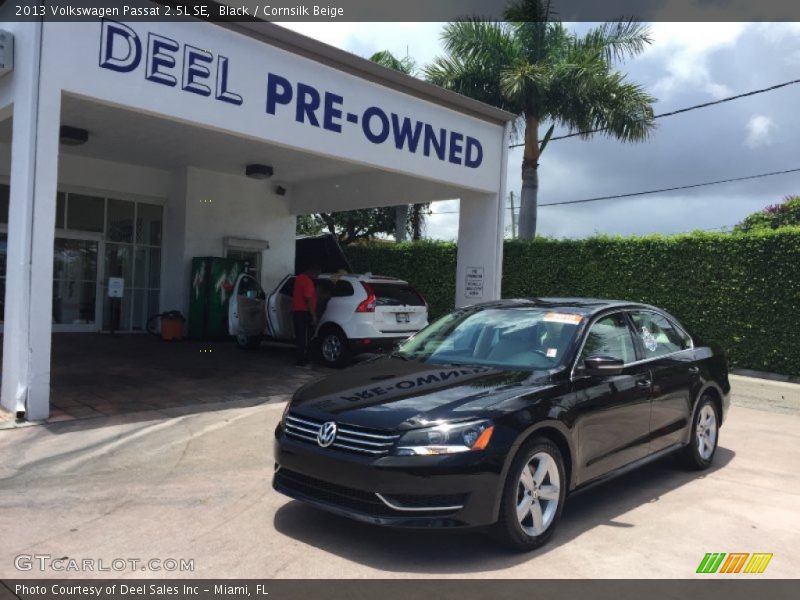 Black / Cornsilk Beige 2013 Volkswagen Passat 2.5L SE