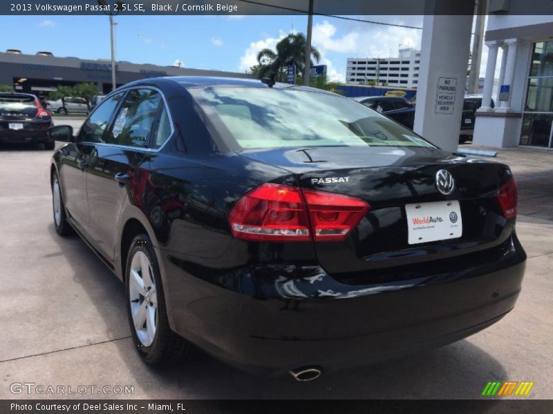 Black / Cornsilk Beige 2013 Volkswagen Passat 2.5L SE