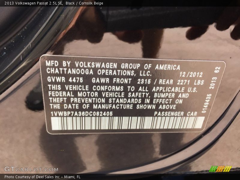 Black / Cornsilk Beige 2013 Volkswagen Passat 2.5L SE