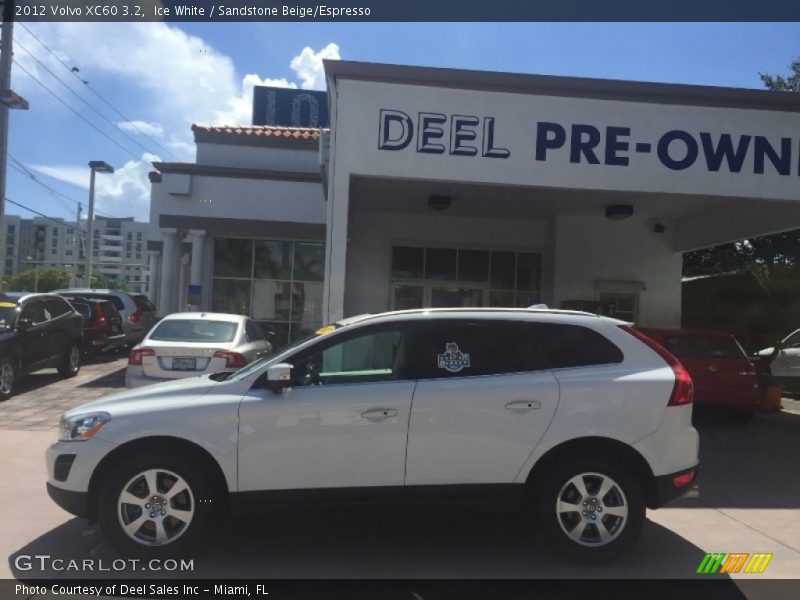 Ice White / Sandstone Beige/Espresso 2012 Volvo XC60 3.2