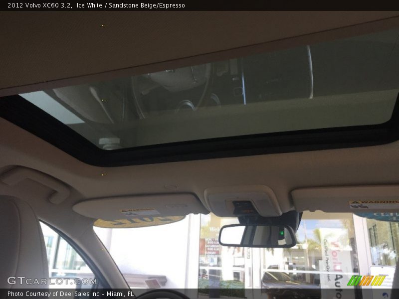 Ice White / Sandstone Beige/Espresso 2012 Volvo XC60 3.2