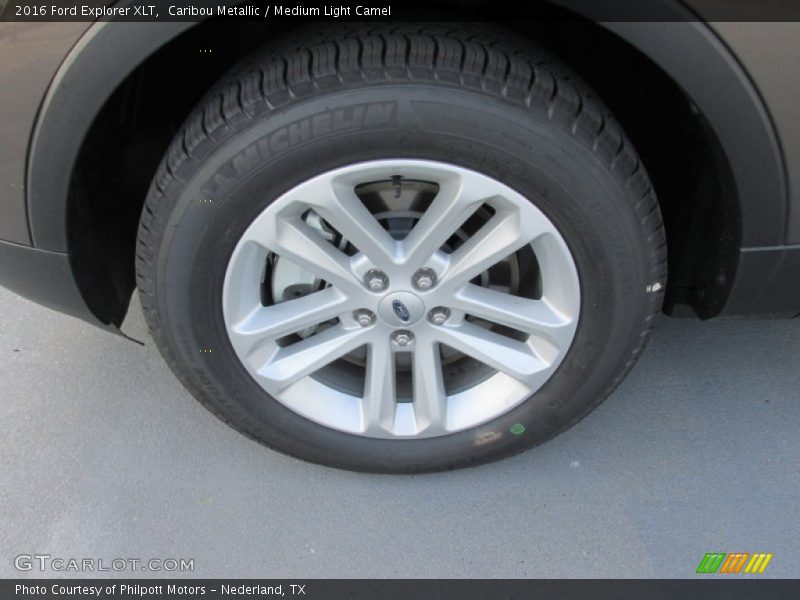 Caribou Metallic / Medium Light Camel 2016 Ford Explorer XLT