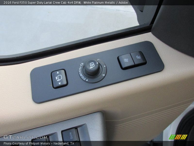 Controls of 2016 F350 Super Duty Lariat Crew Cab 4x4 DRW