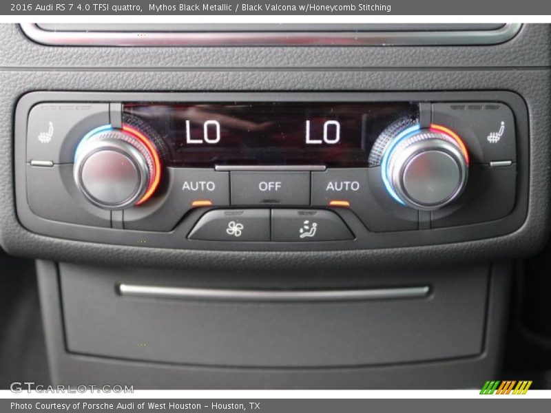 Controls of 2016 RS 7 4.0 TFSI quattro