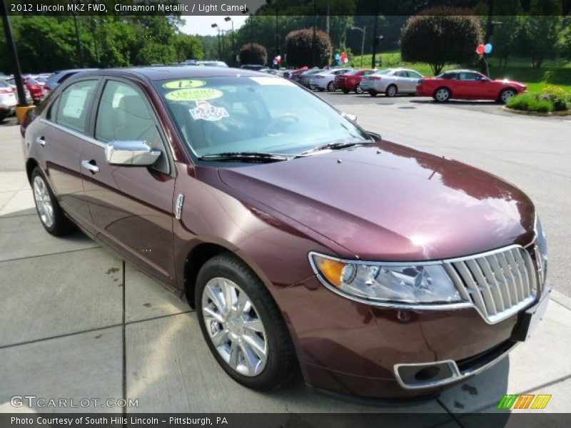 Front 3/4 View of 2012 MKZ FWD