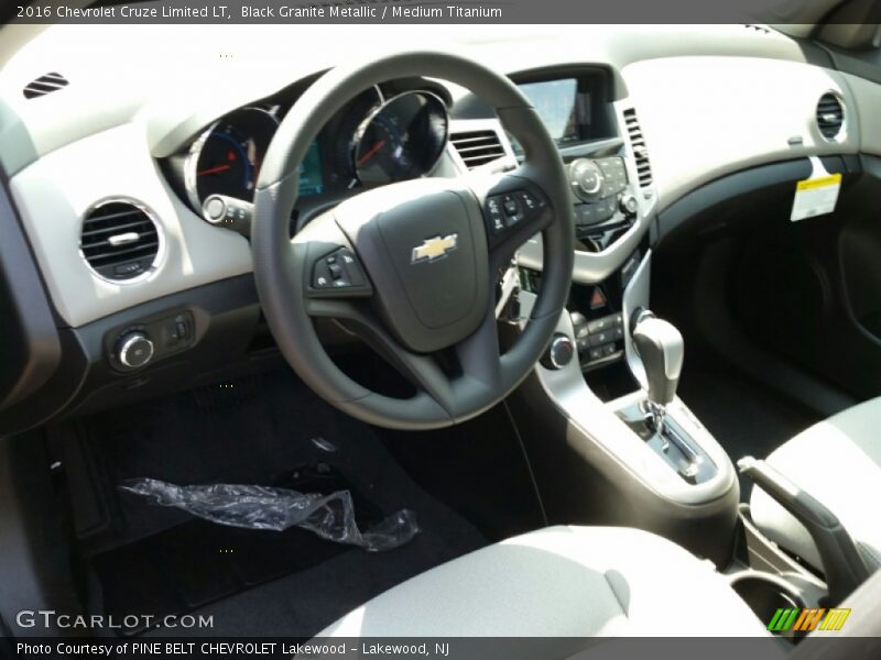 Black Granite Metallic / Medium Titanium 2016 Chevrolet Cruze Limited LT
