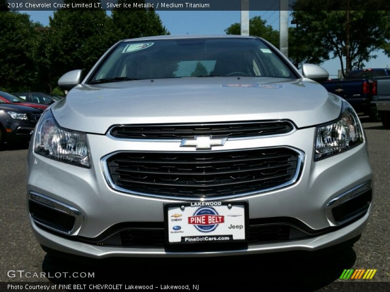 Silver Ice Metallic / Medium Titanium 2016 Chevrolet Cruze Limited LT