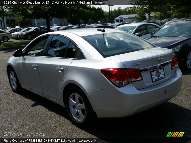 Silver Ice Metallic / Medium Titanium 2016 Chevrolet Cruze Limited LT