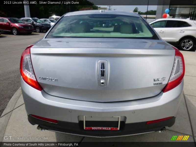 Silver Diamond / Light Dune 2013 Lincoln MKS AWD