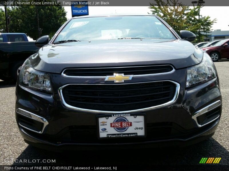 Tungsten Metallic / Jet Black 2016 Chevrolet Cruze Limited LT